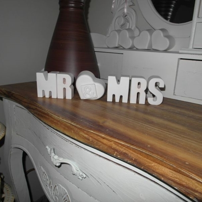 Zdjęcie Napis MR AND MRS + serce ceramiczny do postawienia
